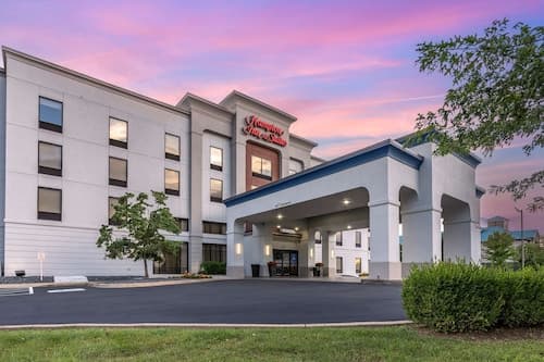 Hampton Inn & Suites Louisville East
