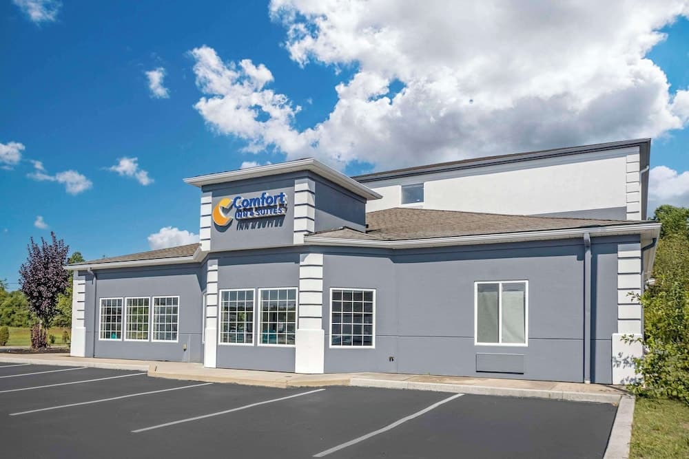 Comfort Inn & Suites Harrisburg-Hershey North
