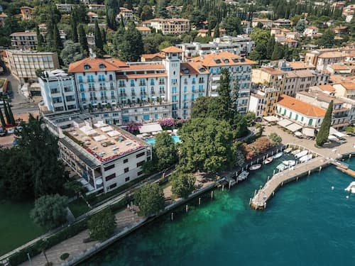 Hotel Savoy Palace