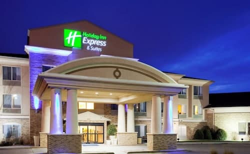 Holiday Inn Express & Suites Brandon by IHG