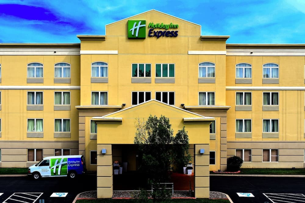 Holiday Inn Express Syracuse Fairgrounds by IHG