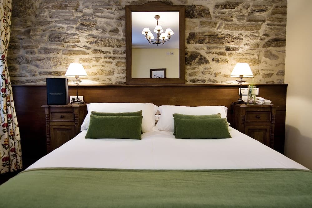 Hostal San Clemente by Pousadas de Compostela