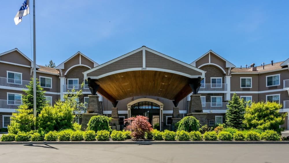 Holiday Inn Express & Suites Interstate 90 by IHG