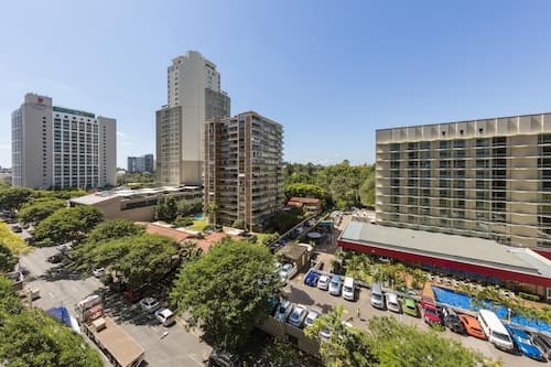 Oaks Brisbane on Margaret Suites