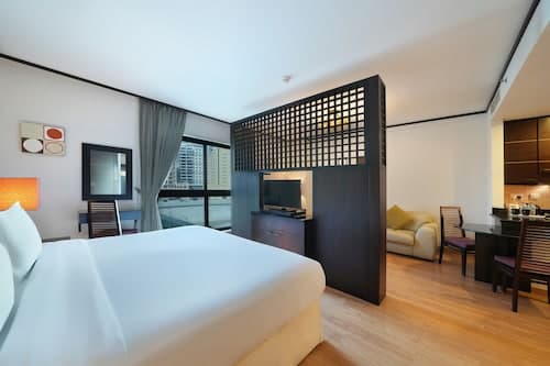 Park Apartments Dubai, An Edge by Rotana Hotel