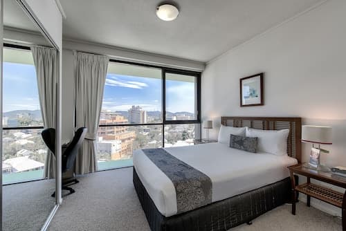 SKD SUITES