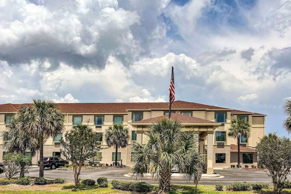 Comfort Inn & Suites Panama City North