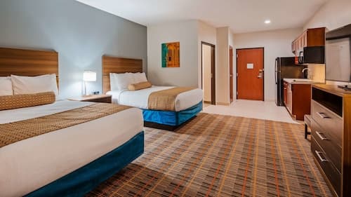 Best Western Ingleside Inn & Suites