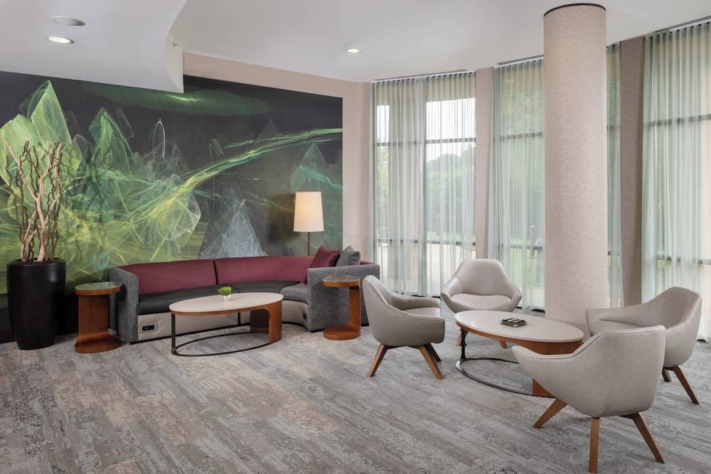 Lobi dinlenme salonu