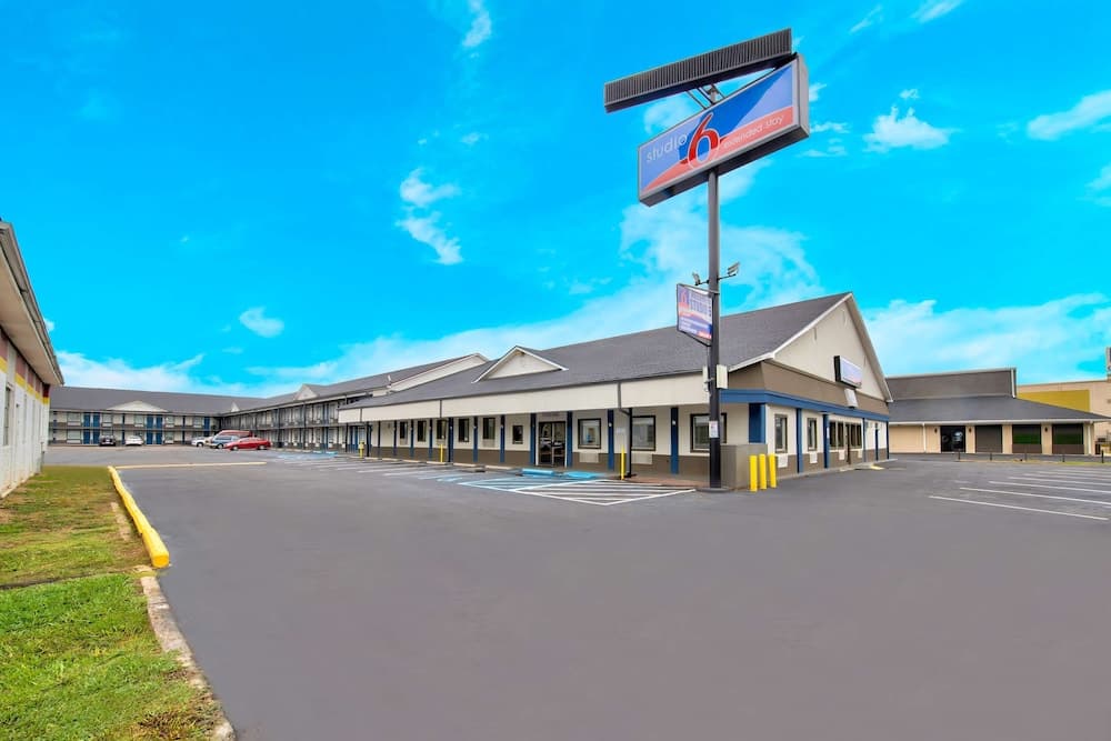 Studio 6 Jackson, MS - I-55