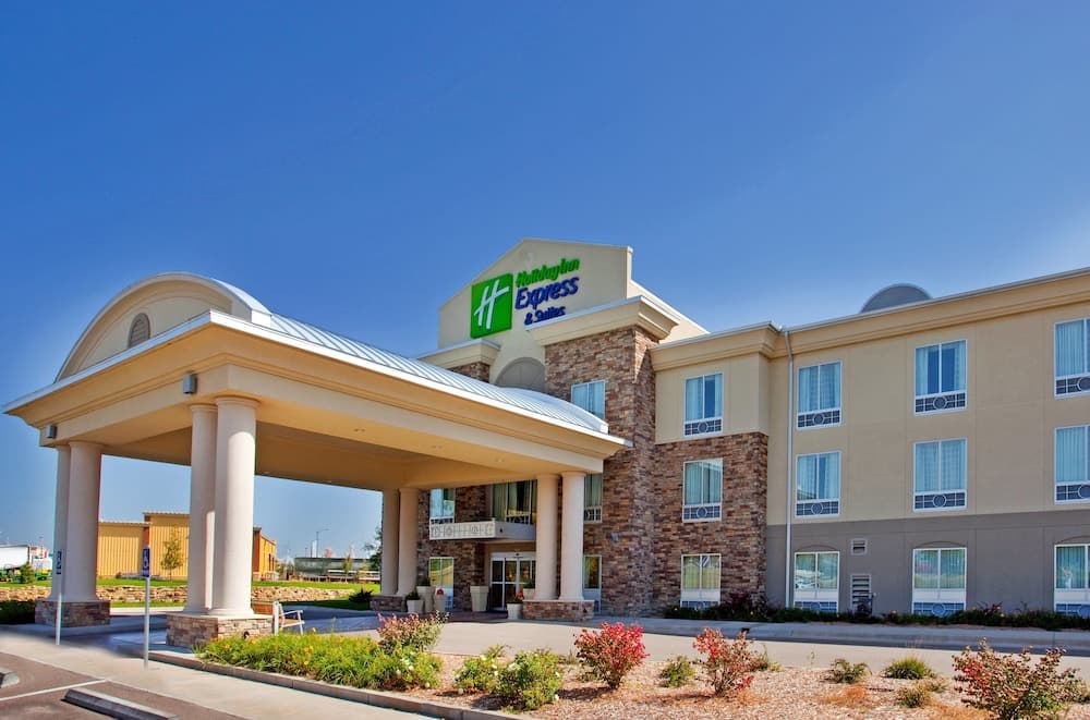 Holiday Inn Express Hotel & Suites East Wichita I-35 Andover by IHG