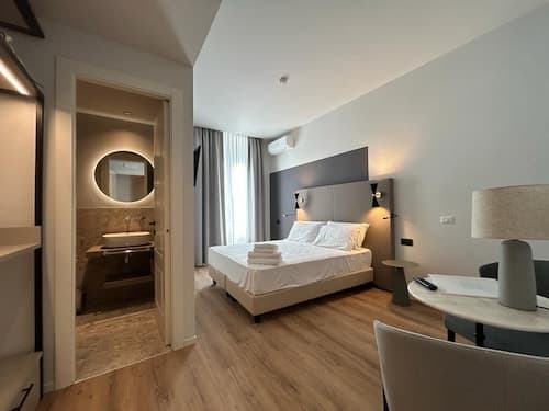 Hotel Porta Pia