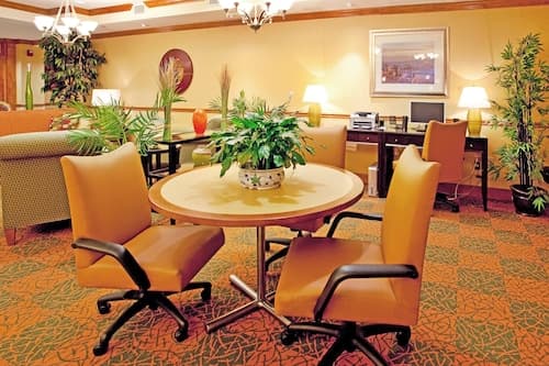 Holiday Inn Express Hotel & Suites Charleston-North by IHG