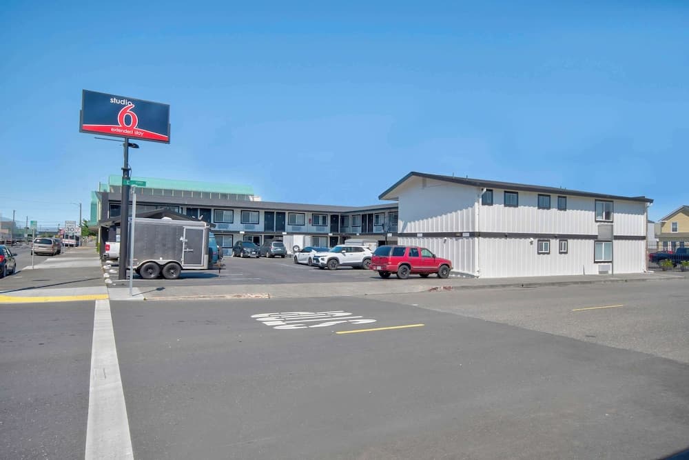Studio 6 Eureka, CA – Old Town