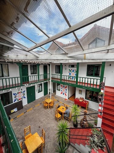 Cusco Plaza Nazarenas