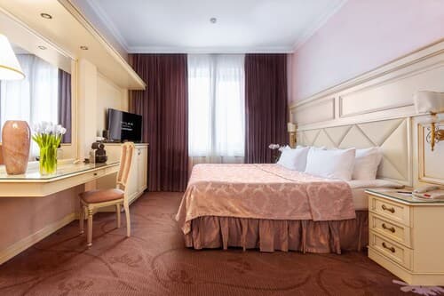 Hotel Milan