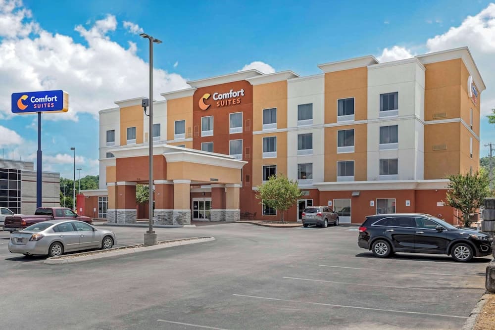 Comfort Suites East