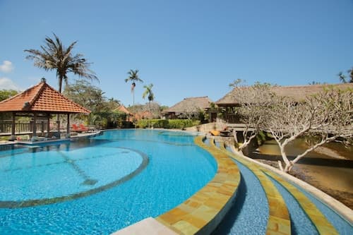 Santi Mandala Villa & Spa