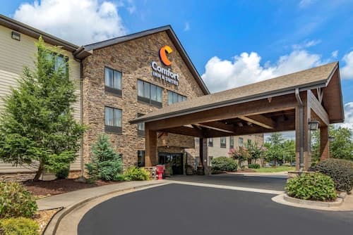 Comfort Inn & Suites Blue Ridge