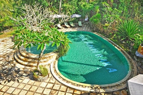 Aniniraka Resort & Spa