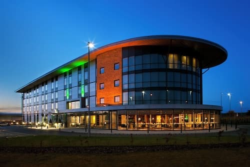 Holiday Inn Salisbury - Stonehenge by IHG