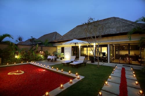 Bali Rich Seminyak Villas