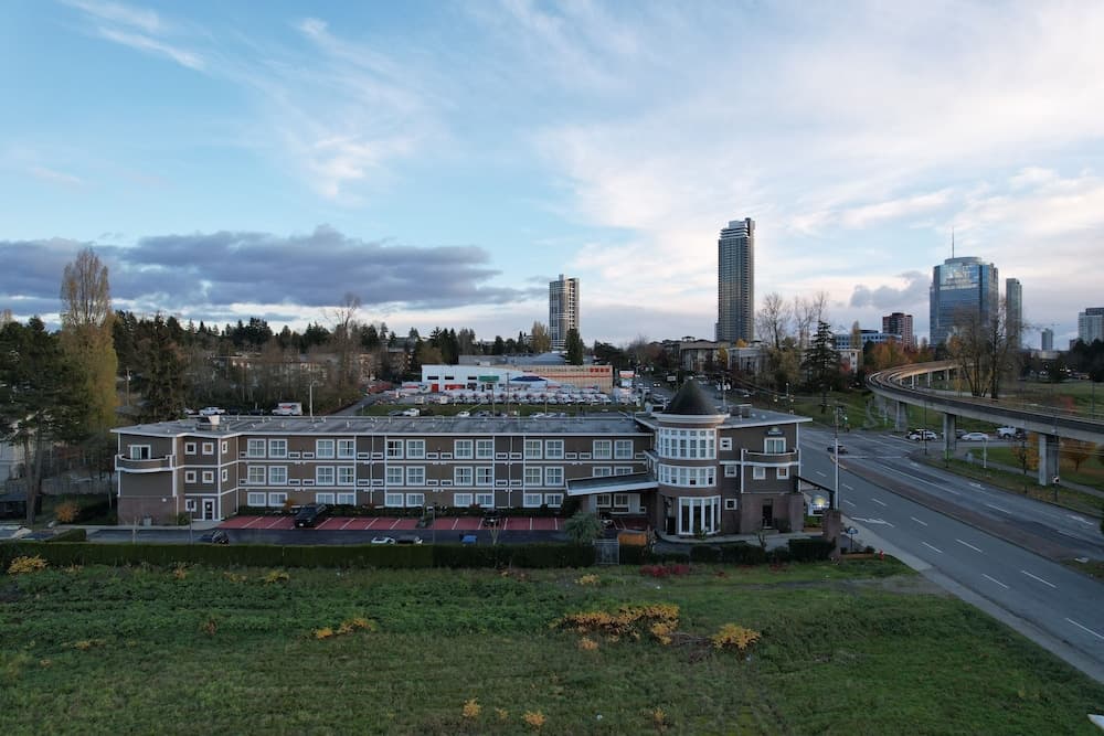 Days Inn by Wyndham Surrey