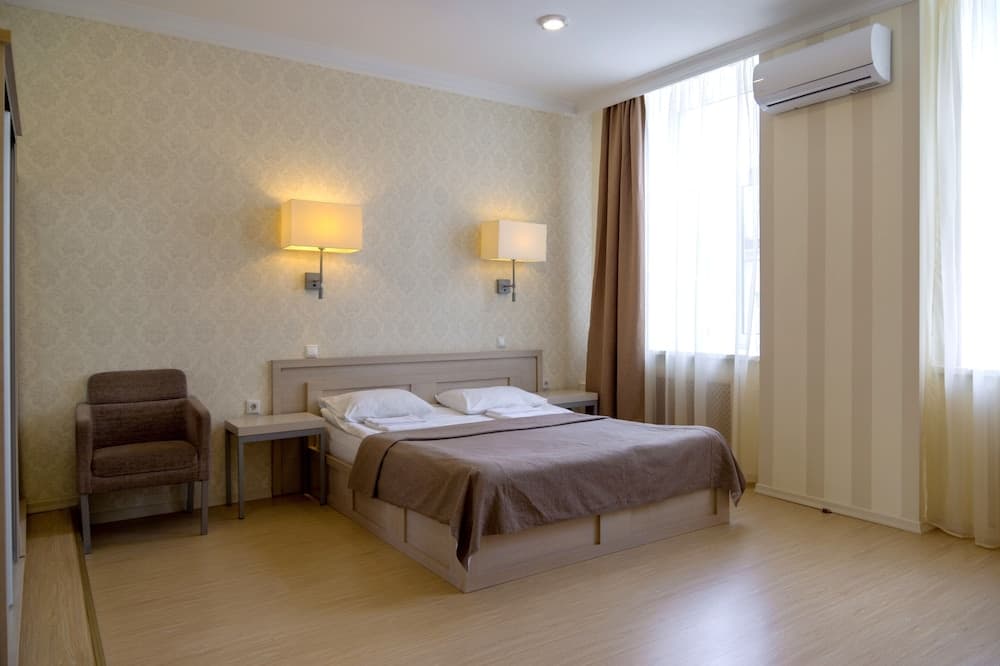 RA Nevsky 44