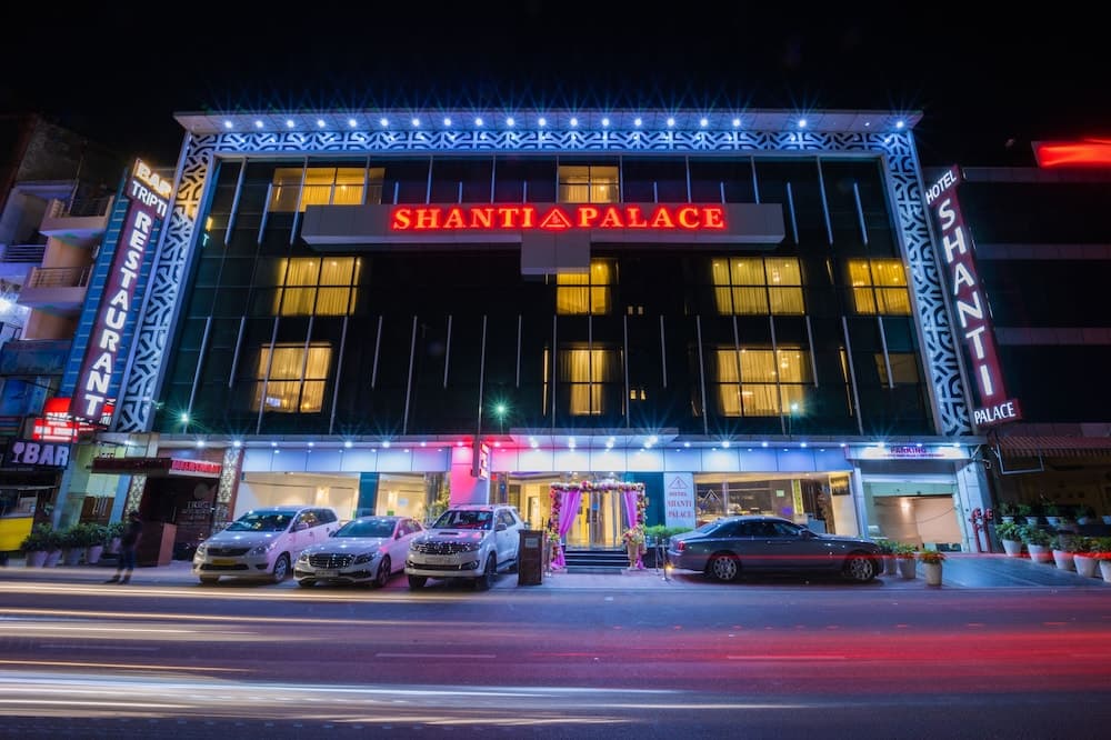 Hotel Shanti Palace