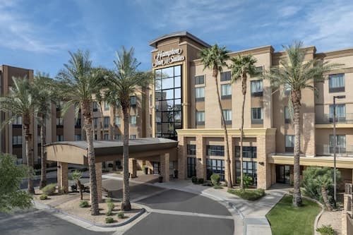 Hampton Inn & Suites Phoenix Glendale-Westgate
