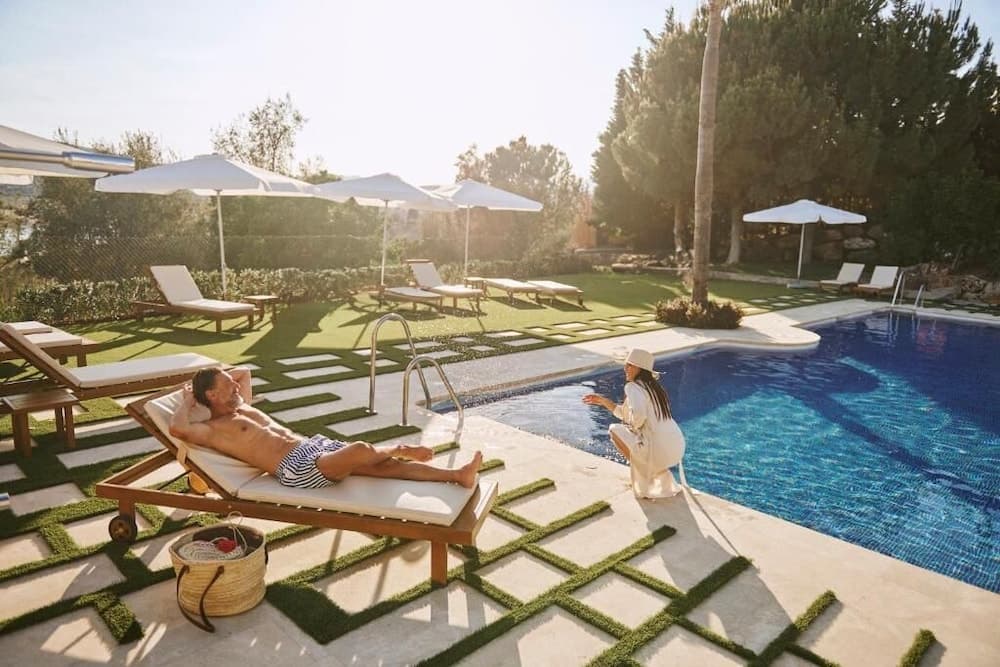 B bou Hotel La Viñuela & Spa