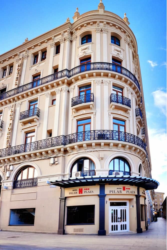 Hotel Pilar Plaza