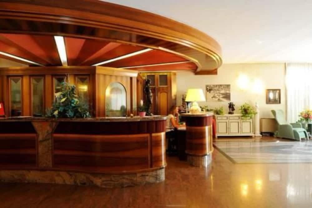 Park Hotel Oasi