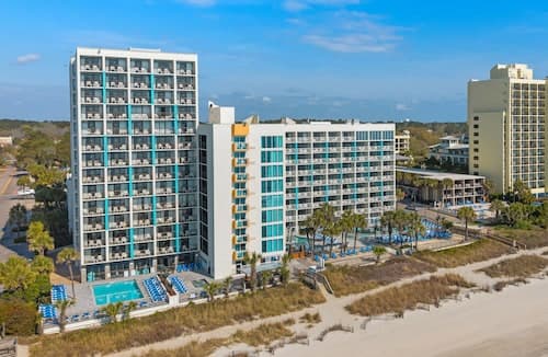 Captain's Quarters Resort