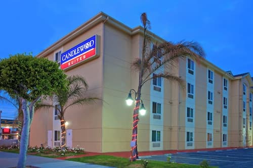 Candlewood Suites LAX Hawthorne by IHG
