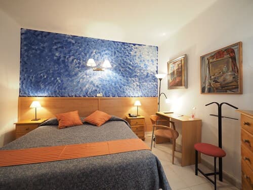 Hotel Montserrat
