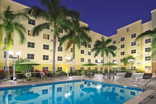 Homewood Suites by Hilton Miami Airport West