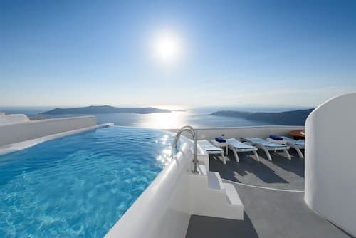 Abyssanto Suites & Spa