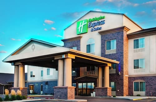 Holiday Inn Express & Suites Sheldon by IHG