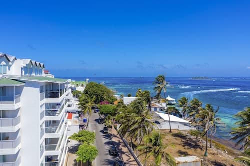 Penthouse Sea View 705A