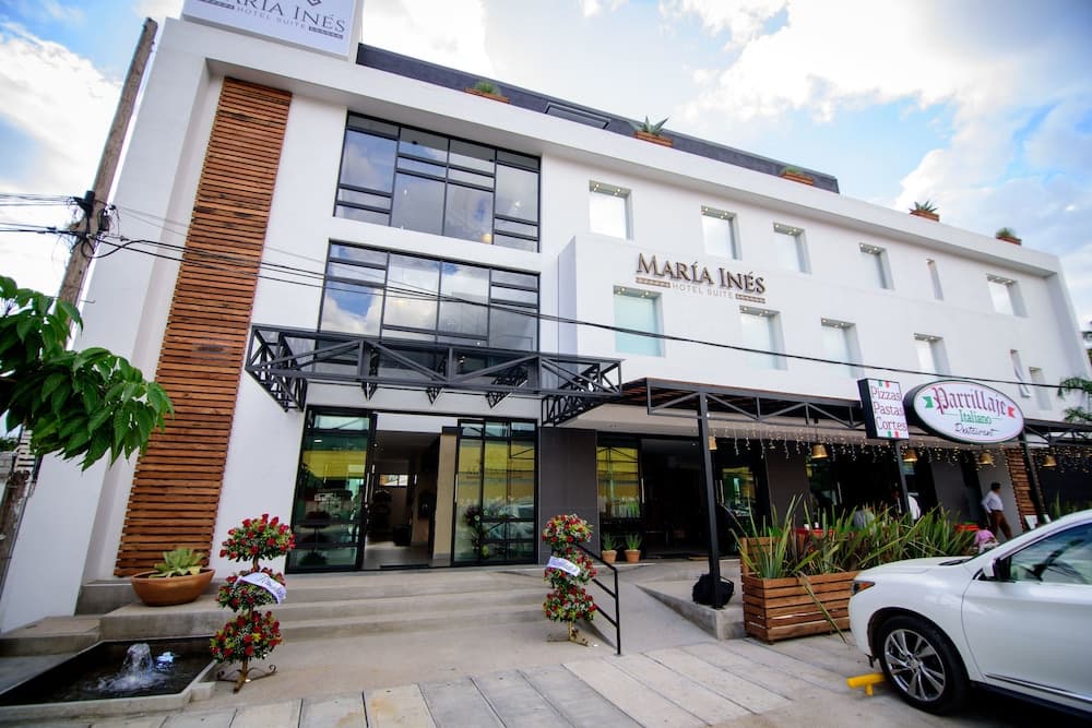 Maria Ines Hotel Suite