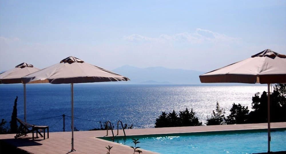 Astrolabe Hotel