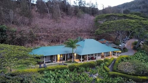 Iao Valley Inn
