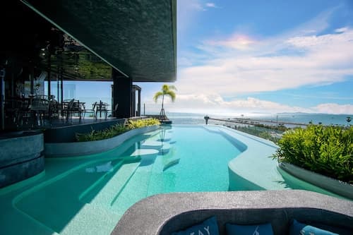Seaphere Pattaya Hotel