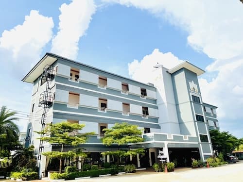 Thatphanom View Hotel