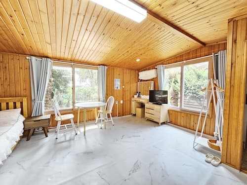 Valley Log Pension