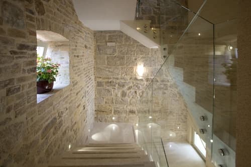 Aspalathos Residence