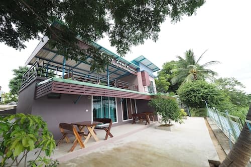 Golden Dragon Resort