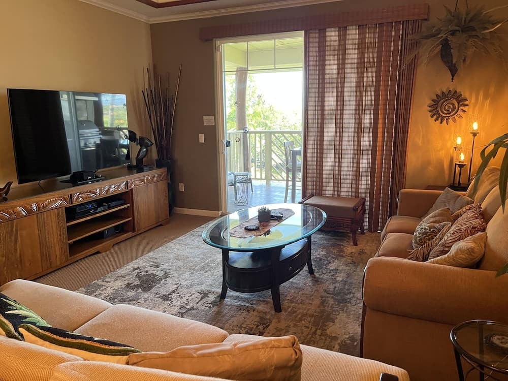 Waikoloa Beach S E32 2 Bedroom Condo by RedAwning