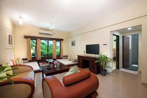 Camel Valley Resort & Spa